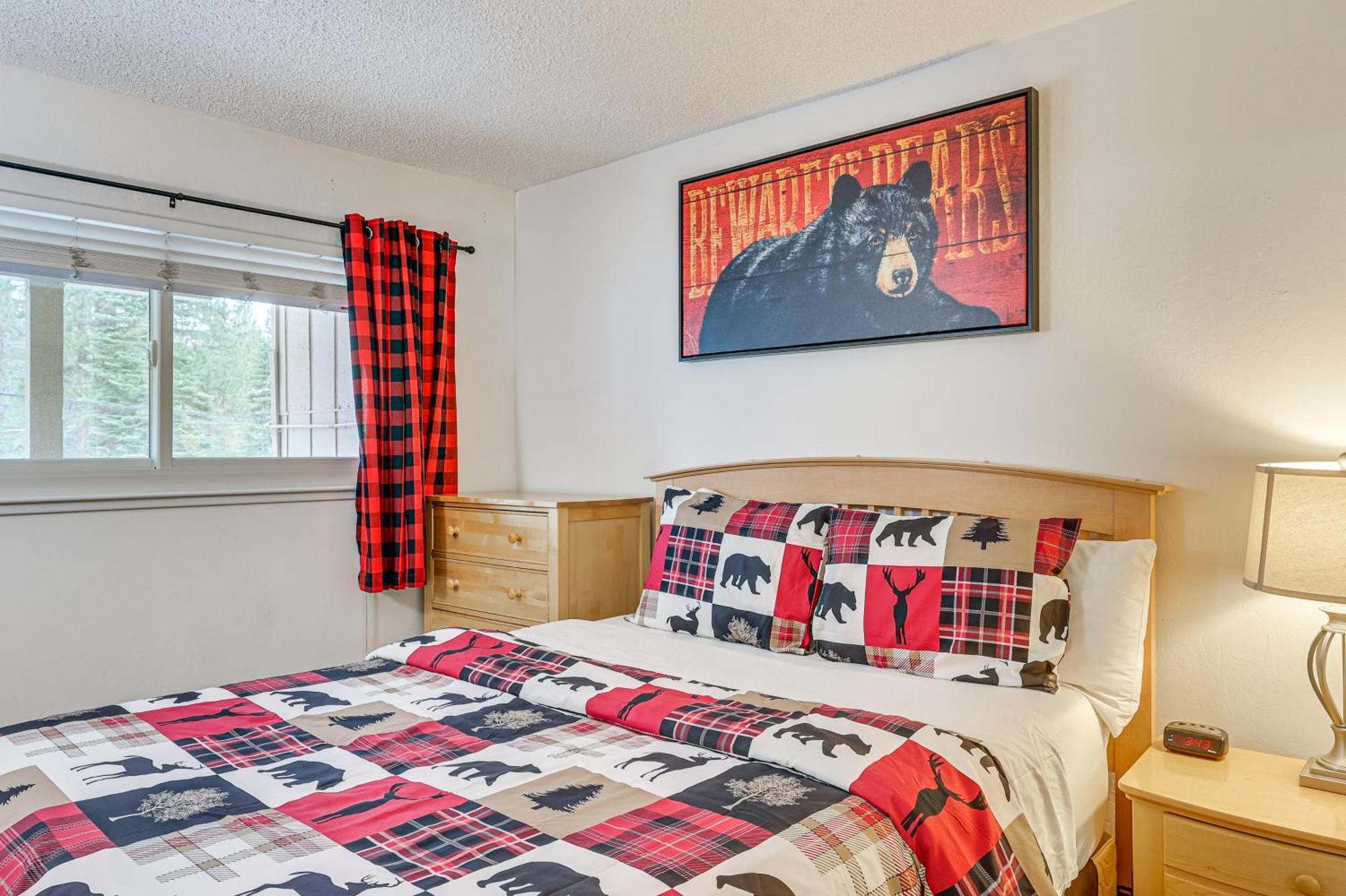 Incline Village Condo With Deck 1 Mi To Lake Tahoe 외부 사진